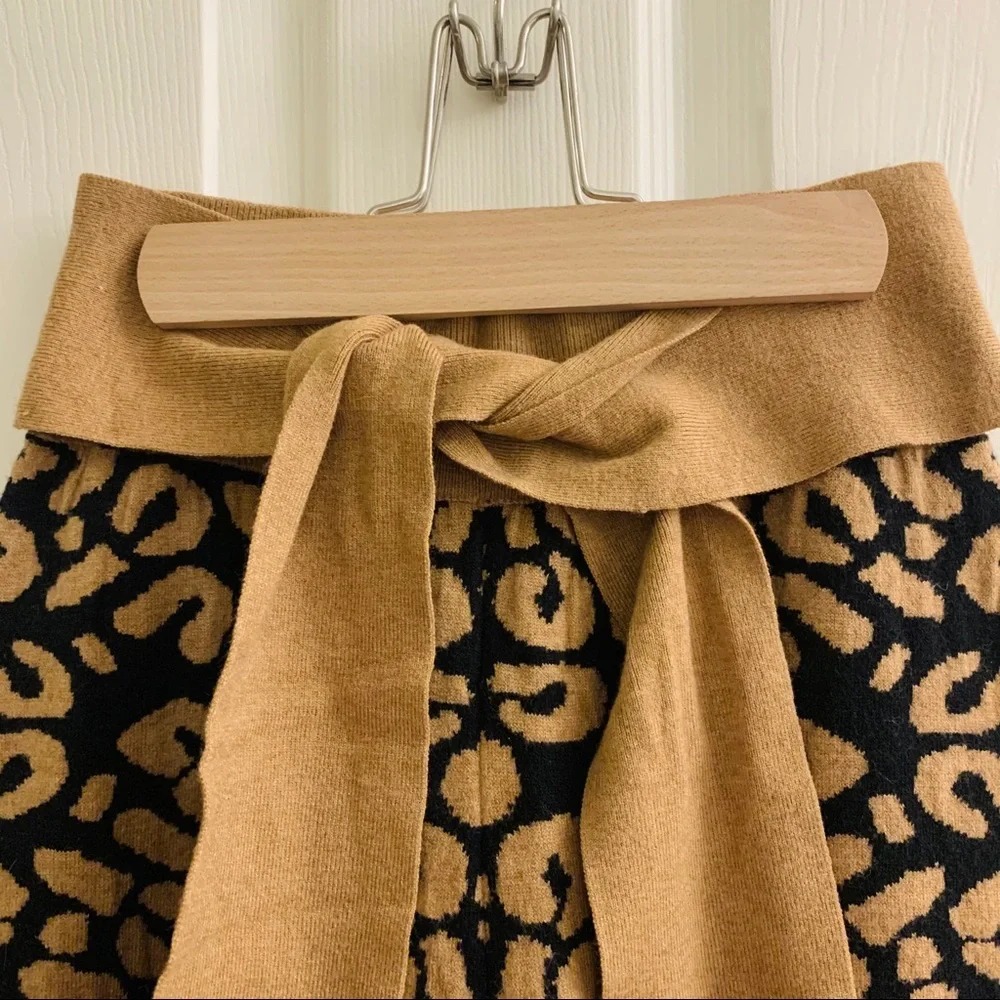 NWT THML Leopard Knit Wide Leg Tie Cropped Pants - Picture 5 of 14